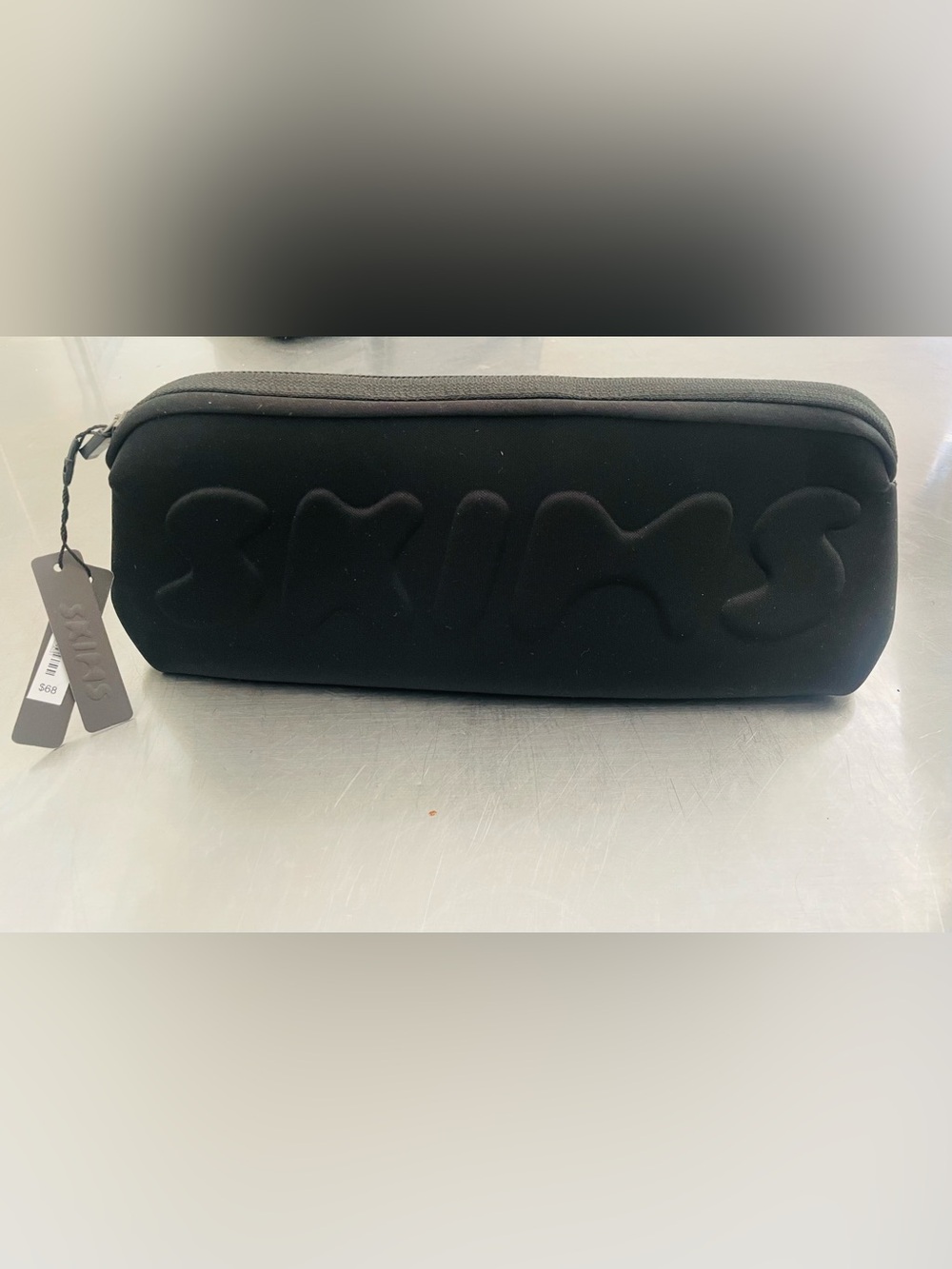 SKIMS NWT Long Black Neoprene Embossed Logo Pouch - Onyx Black - Picture 5 of 9